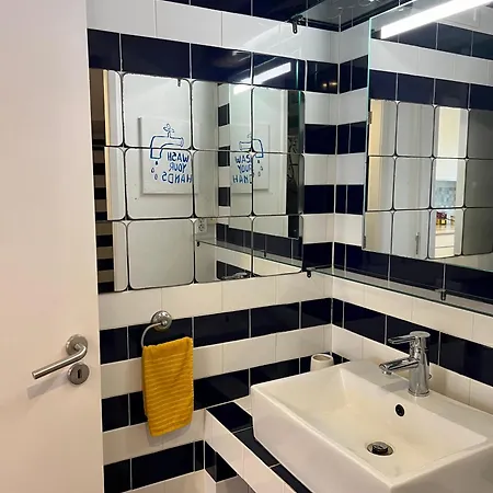 Semesterbostad Sardine Sanctuary - The Ferrel (Leiria)